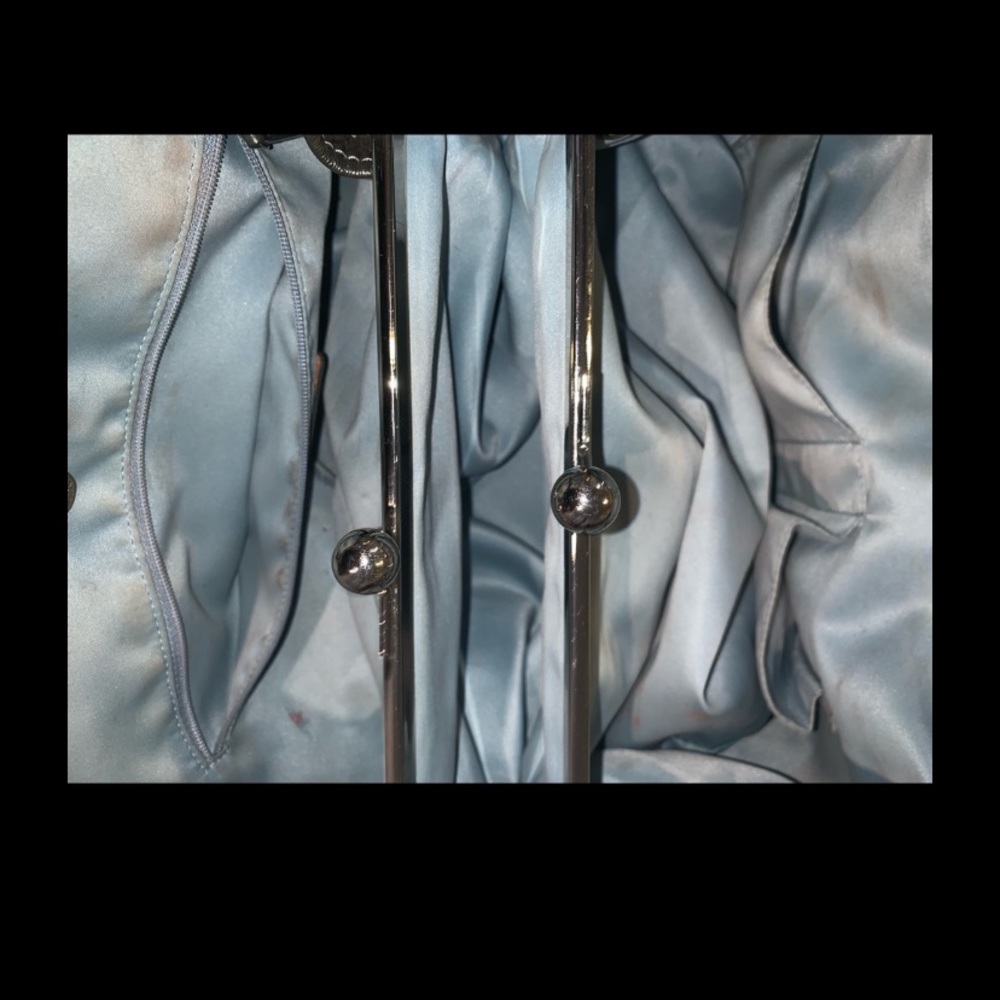 Designer Coach purse - Picture 6 of 8
